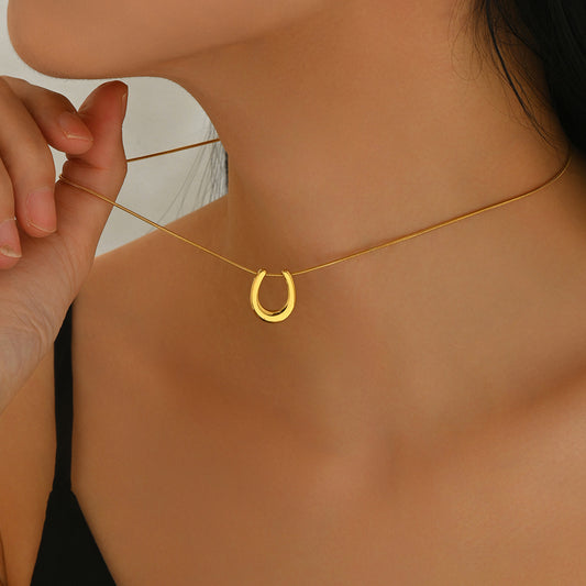 18K Gold Plated Horseshoe Necklace