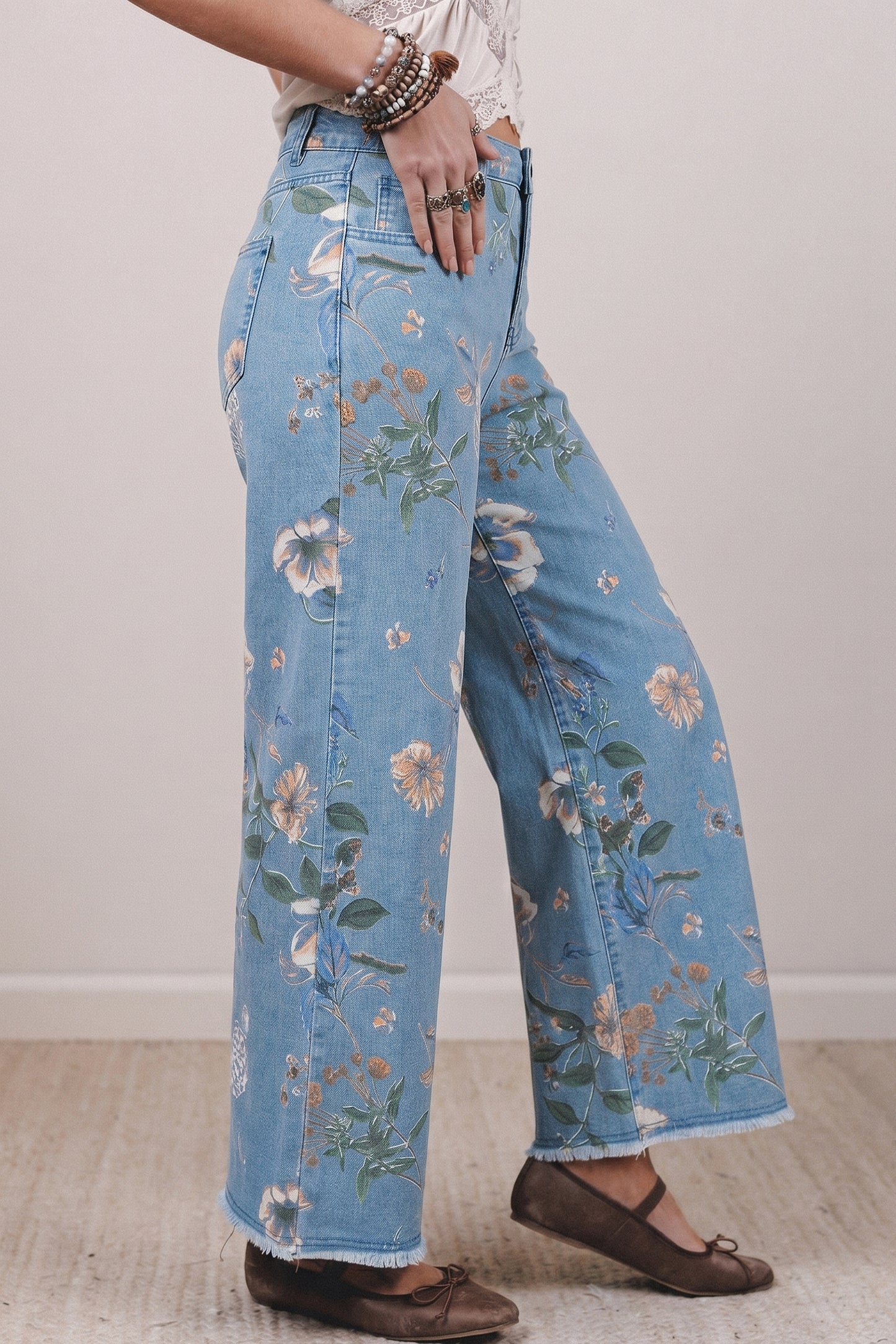 Nova Floral Frayed Ankle Jeans