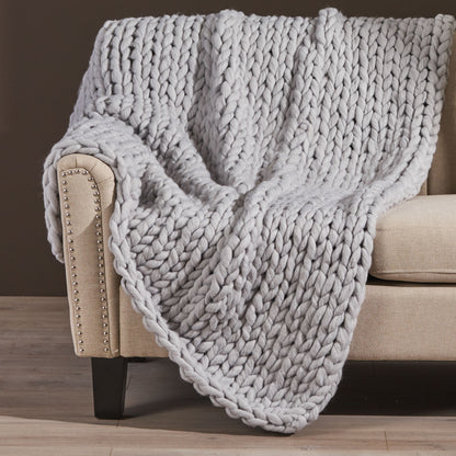 Cable Knit Chunky Blanket
